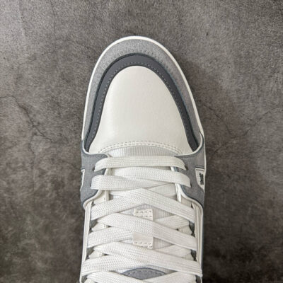LV Trainer Sneaker 1AKKAL