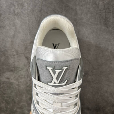 LV Trainer Sneaker 1AKKAL