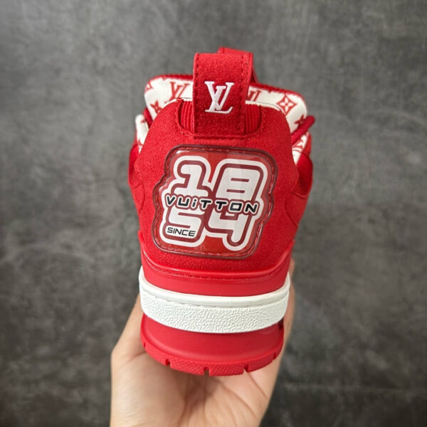 LV Skate Sneaker 1AK7RP