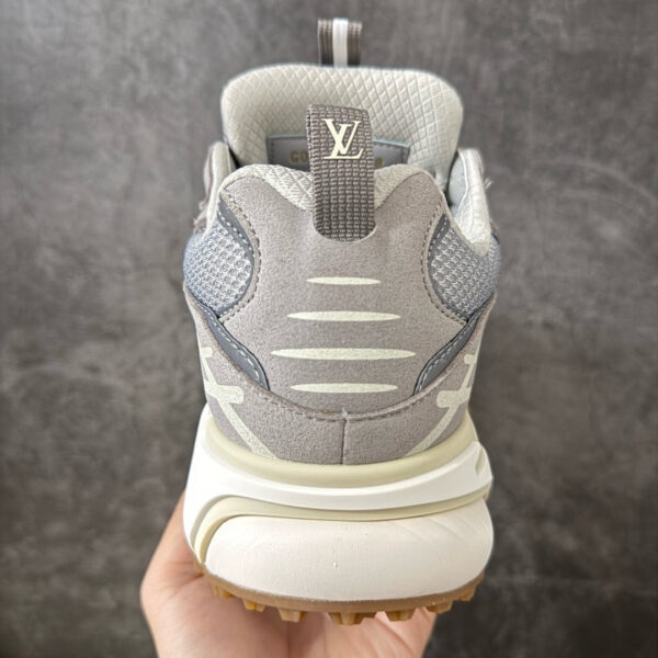 IMG_9931 LV Tatic Runner Sneaker 1AKC55