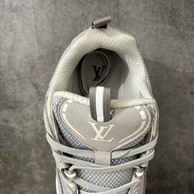 IMG_9935 LV Tatic Runner Sneaker 1AKC55
