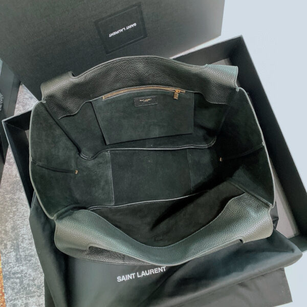 LE 5 À 7 BEA IN GRAINED LEATHER BLACK