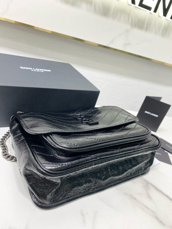 Image_20240811135548_1b91bd3f-3ac2-4e65-b3b4-2dc60ed91cd1 MEDIUM NIKI 28 IN BLACK CALFSKIN CHAIN BAG High-end