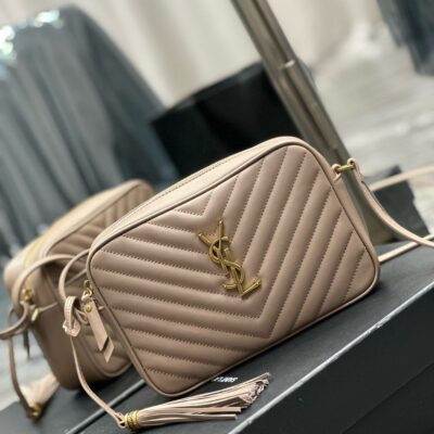 Image_20241212172741_e0a5fe93-988c-4710-ae71-ec6bca3fc6ed LOU 23 CAMERA BAG BEIGE IN QUILTED LEATHER GOLD HARDWARE