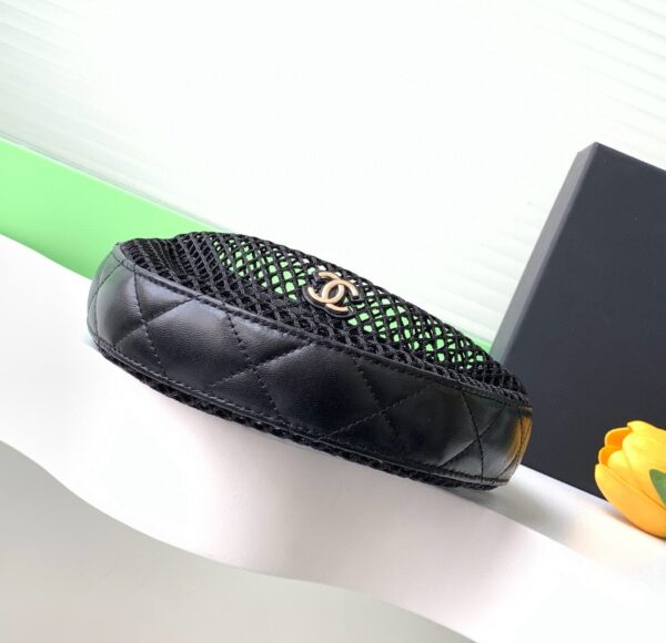 CC 25S POUCH IN BLACK LAMBSKIN WITH MESH GOLD HARDWARE