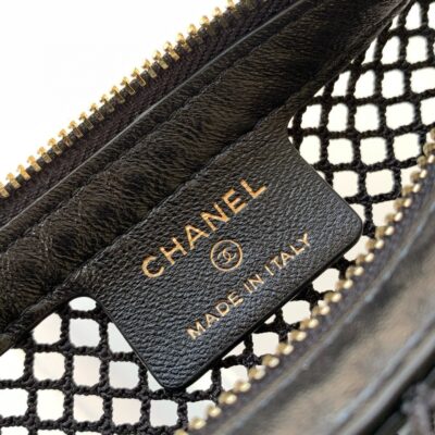 CC 25S POUCH IN BLACK LAMBSKIN WITH MESH GOLD HARDWARE