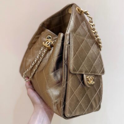 CHANEL 25 MEDIUM HANDBAG 30 IN GOLDEN BROWN CALFSKIN WITH GOLD HARDWARE