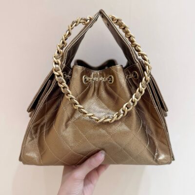 CHANEL 25 MEDIUM HANDBAG 30 IN GOLDEN BROWN CALFSKIN WITH GOLD HARDWARE