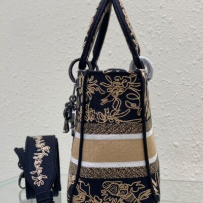 a053b0c61777fbae4619057001f741bd Dior Medium Lady D-Lite Bag Black