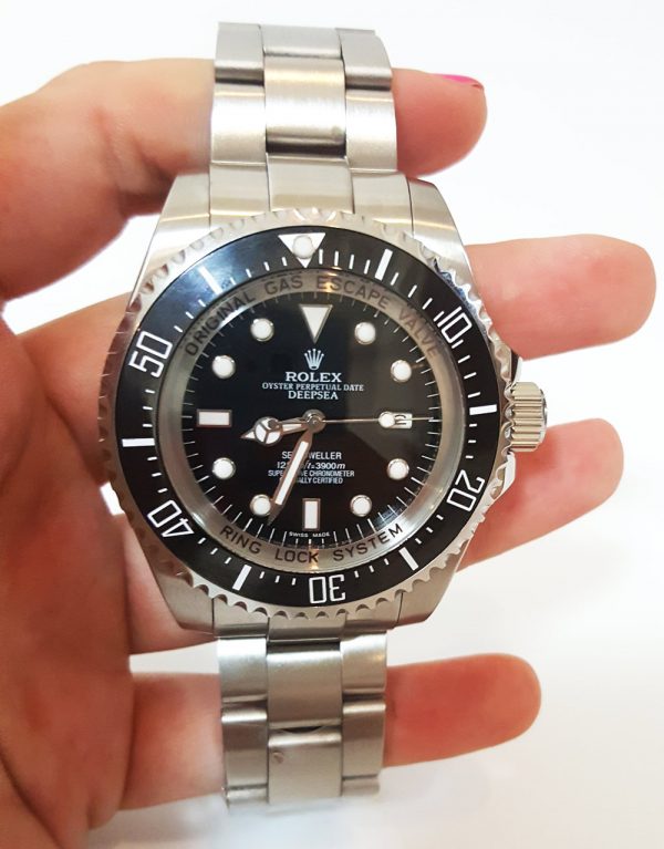 a200399550e48b9f615e8cbe85faa2f6 Rolex Submariner 116660 Watch