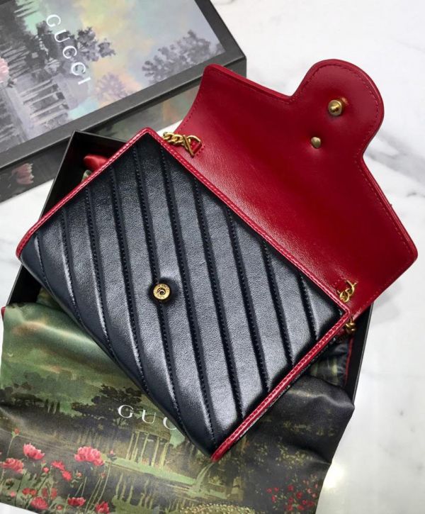 حقيبة كلاتش غوتشي GG Marmont Diagonal Matelasse Trimming Brass شعار Garniture Lady من الجلد باللون الأسود والأحمر مبطنة بسلسلة بتصميم كلاسيكي