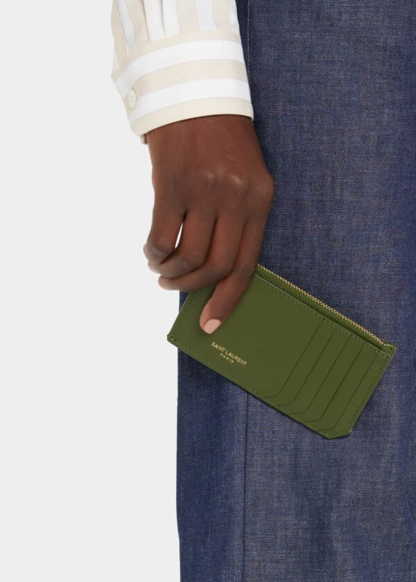 حافظة بطاقات YSL Fragments Zipped بلون داكن Pine
