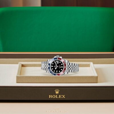 aaa41b1b0be4b8d5d88f286f8a3c127d ساعة رولكس GMT-Master II-M126710blro 0001 Perfect Combination Style Functionality