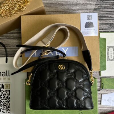 ab6e8e21f34593c5f55f156f29aa7610 Gucci Matelasse Leather Shoulder Bag 702229 Black