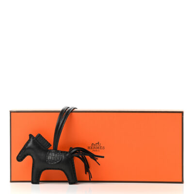 حقيبة هيرميس Milo مطفية Touch Grigri Rodeo Horse Charm PM So من جلد خروف وجلد تمساح باللون الأسود
