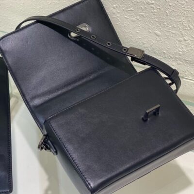 Dior 30 Montaigne Box Bag With Handle Black