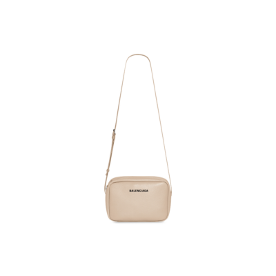 b88d3793758ecf288a8c64bc66e756df WOMEN'S EVERYDAY 2.0 MEDIUM CAMERA BAG IN SAND