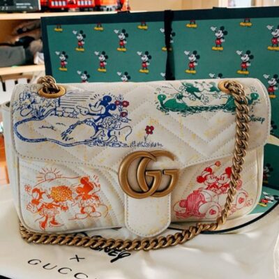 Gucci GG Marmont Disney x Colorful Mickey & Minnie Mouse Printing Brass Logo Buckle 2022 Female New Chain Flap Handbag Cream