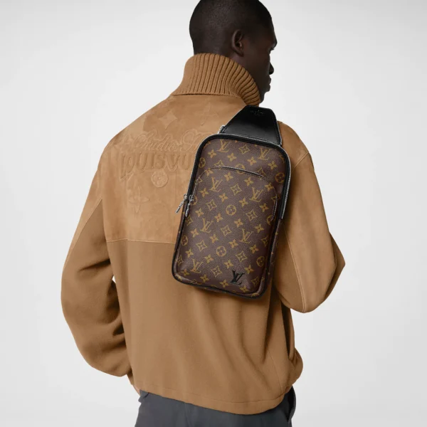 Louis Vuitton Avenue Slingbag M46327