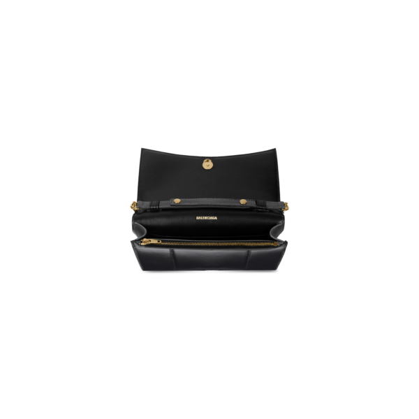 WOMEN'S HOURGLASS WALLET ON CHAIN BOX IN BLACK