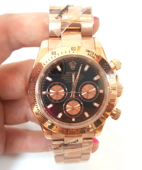 Rolex Daytona 116505 - Classic Luxury Chronograph Timepiece