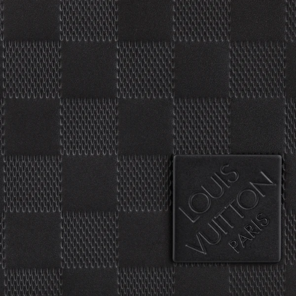 ccc1711200561ef4006bb71bfff0d51a Louis Vuitton District PM N42711