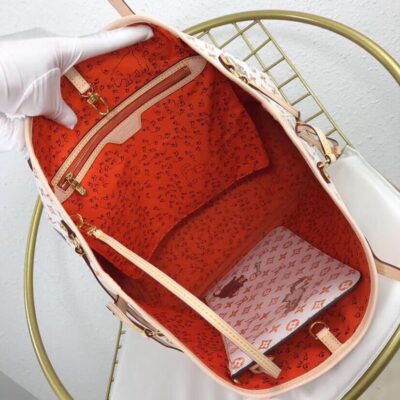 d3a87c4cbb864bf8a3bf064ae6148f81 Louis Vuitton Neverfull MM Bag Grace Coddington M44459