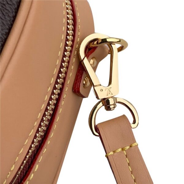 de8b589808f53408bc1a23c42268bb33 Louis Vuitton M45528 Mini Luggage Bag