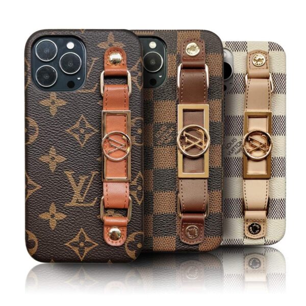 LUXURY LEATHER  WRIST BAND IPHONE CASE theroxymob