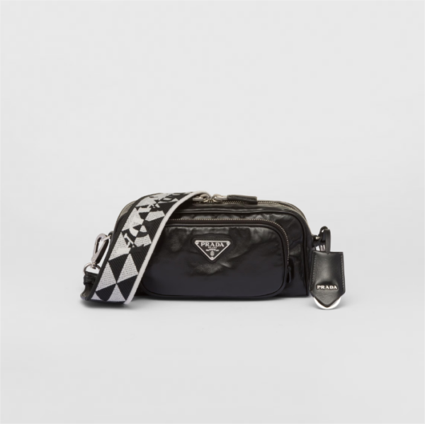 e07c218bf908b84c696002f4d3a2a1b1 Prada 纳帕皮革 复古 皮革 multi-pocket 肩背包