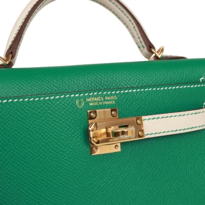 efeb8ed1135e19be1dd23da4f4c7b27f Hermès Special Order (HSS) Kelly Sellier 20 Vert Jade and Craie Epsom Gold Hardware