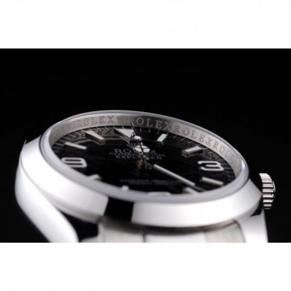 f5285b9923613fc7c22070111a517973 Rolex Explorer 98087: 优雅、耐用与精准的象征 腕表