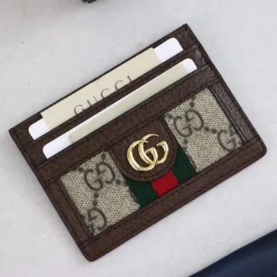 حافظة بطاقات غوتشي Ophidia GG 523159 باللون البني الداكن