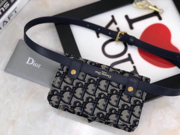 fd1039d5b2fd67151351b4f14cb60843 Dior Blue Oblique Saddle Belt Bag