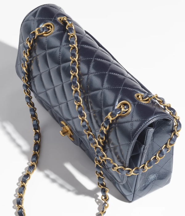 CLASSIC HANDBAG Metallic Calfskin & Gold Metal Navy Blue