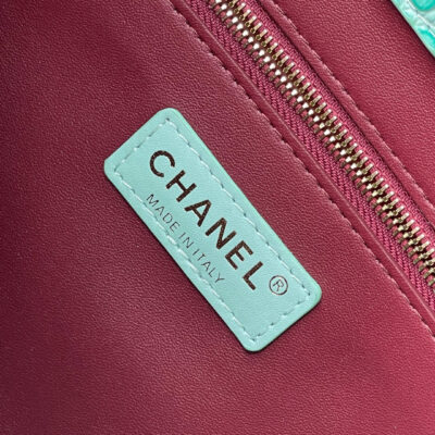 CHANEL 26S CERF TOTE BAG 39 IN MINT GREEN CALFSKIN CROCODILE EMBOSSED GOLD HARDWARE