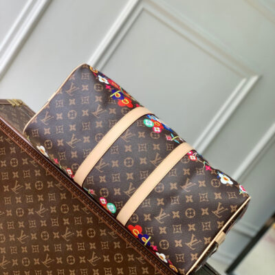 imgHD_4828b284_20250326_cmp_i1742973609382_5115_0_3_jpg KEEPALL BANDOULIÈRE FLORAL 45 IN BROWN MONOGRAM COATED CANVAS