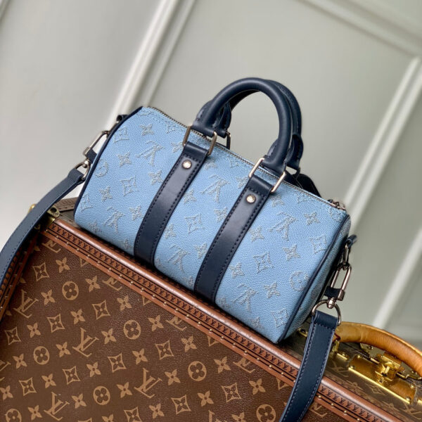 imgHD_4828b284_20250509_cmp_i1746781182373_9499_0_2_jpg KEEPALL BANDOULIÈRE 25 INSKY BLUE MONOGRAM HERITAGE CANVAS DARK BLUE CALFSKIN