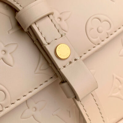 imgHD_4828b284_20250514_cmp_i1747209461216_2535_0_6_jpg WALLET ON CHAIN IVY 23 IN BEIGE MONOGRAM REVERSE CANVAS EMBOSSED LOGO