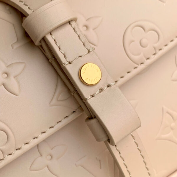 imgHD_4828b284_20250514_cmp_i1747209461216_2535_0_6_jpg WALLET ON CHAIN IVY 23 IN BEIGE MONOGRAM REVERSE CANVAS EMBOSSED LOGO