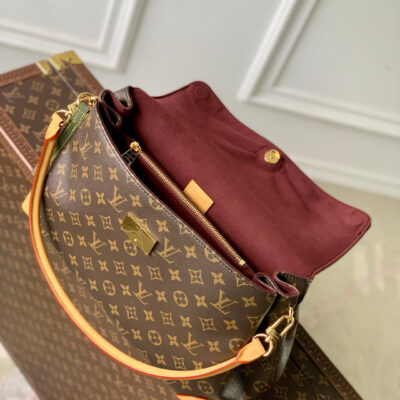 imgHD_4828b284_20250514_cmp_i1747209790963_7979_0_8_jpg HIDE AWAY MM 36 IN BROWN MONOGRAM COATED CANVAS AND CALFSKIN