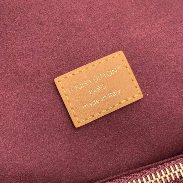 imgHD_4828b284_20250514_cmp_i1747209800687_1169_0_7_jpg HIDE AWAY MM 36 IN BROWN MONOGRAM COATED CANVAS AND CALFSKIN