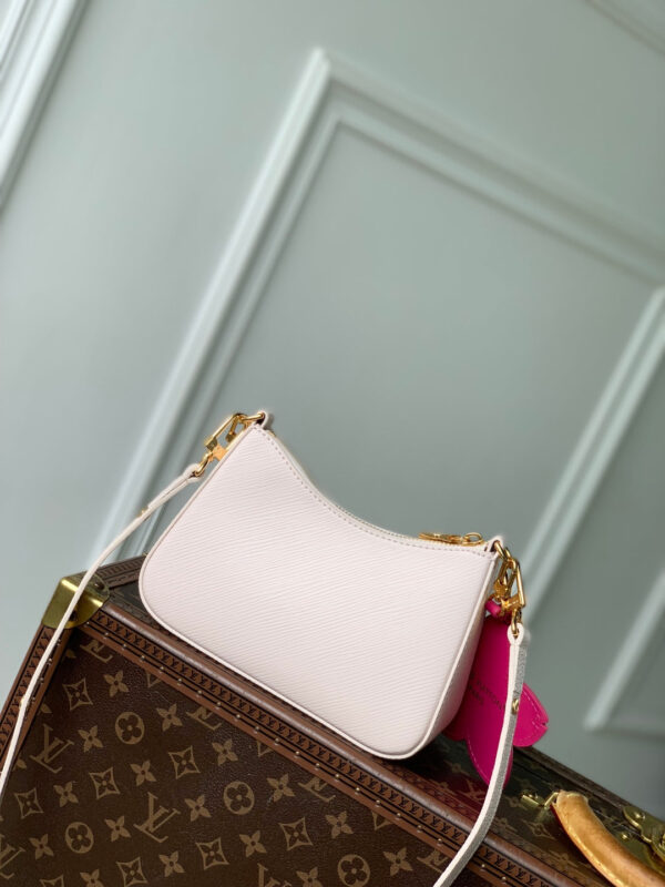 imgHD_4828b284_20250514_cmp_i1747210309683_9668_0_2_jpg MARELLINI LV X TM 19 IN PINK CHEEKY CHERRY BLOSSOM EPI CALFSKIN