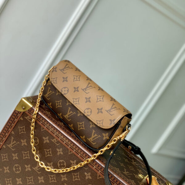 imgHD_4828b284_20250515_cmp_i1747297001907_8111_0_1_jpg WALLET ON CHAIN IVY 23 IN BROWN MONOGRAM REVERSE CANVAS