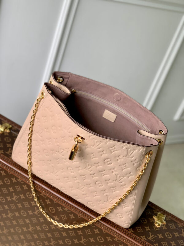 imgHD_4828b284_20250523_cmp_i1747986908947_4470_0_8_jpg ANYTIME MM 42 IN NUDE PINK MONOGRAM EMPREINTE CALFSKIN