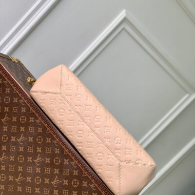imgHD_4828b284_20250523_cmp_i1747986908950_5869_0_3_jpg ANYTIME MM 42 IN NUDE PINK MONOGRAM EMPREINTE CALFSKIN