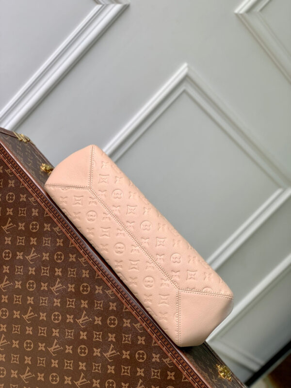 imgHD_4828b284_20250523_cmp_i1747986908950_5869_0_3_jpg ANYTIME MM 42 IN NUDE PINK MONOGRAM EMPREINTE CALFSKIN