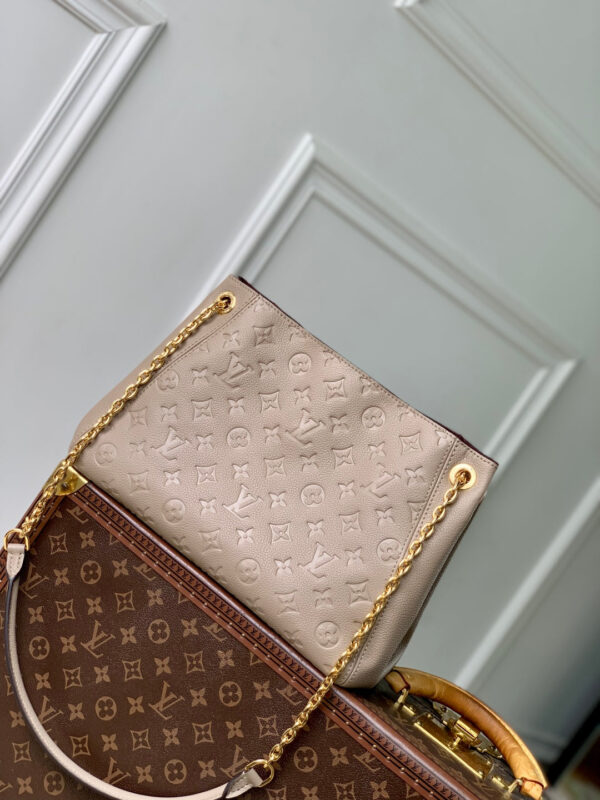 imgHD_4828b284_20250523_cmp_i1747987462531_3276_0_2_jpg ANYTIME PM 34 IN ASH BROWN MONOGRAM EMPREINTE CALFSKIN