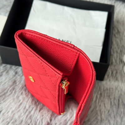 imgHD_80e46a01_20250603_cmp_i1748953187240_1016_0_6_jpg_997f416a-d583-42ac-95dc-cc76e82eaeaf CHANEL 25S CLASSIC FLAP CARD HOLDER 11 IN RUBY RED CAVIAR GOLD HARDWARE