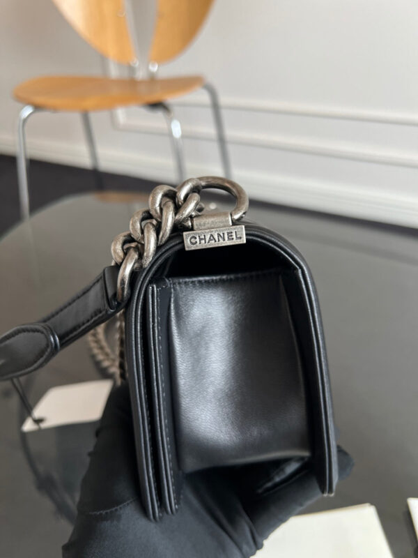 imgHD_89105d0f_20250712_cmp_i1752300494246_3156_0_2_jpg CHANEL 25S BOY BAG 20 IN BLACK LAMBSKIN